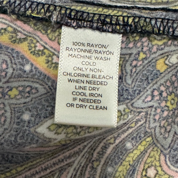 LOFT Paisley Floral Boho Popover Top size small - Picture 10 of 10